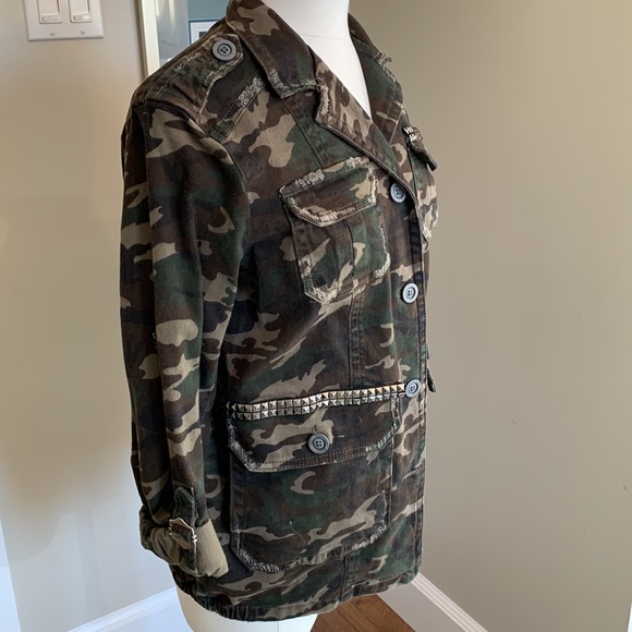 Heartloom Camo jacket - Picture 2 of 9